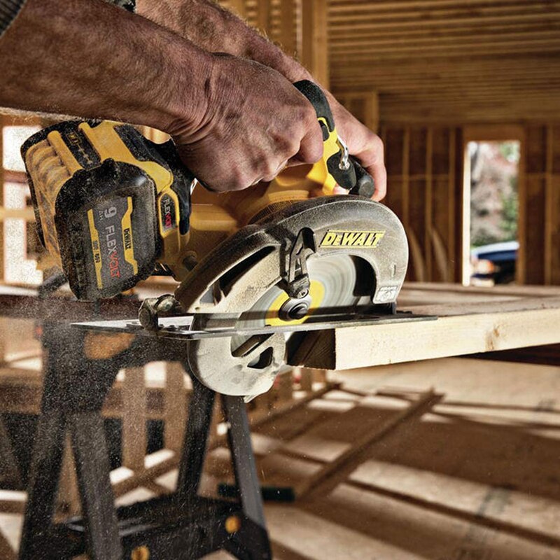 DEWALT DCS578B Circular Saw FLEXVOLT 60V MAX with Brake 7-1/4-Inch Compact Woodworking Plank Cutting Machine Electric Saw