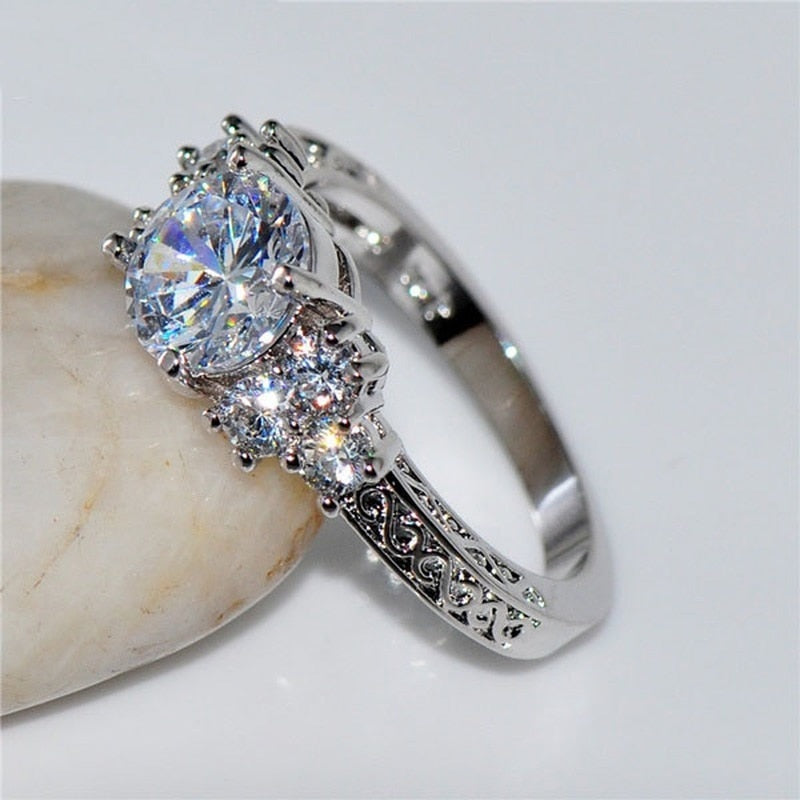 Exquisite Fashion Silver Color Engagement Rings for Women